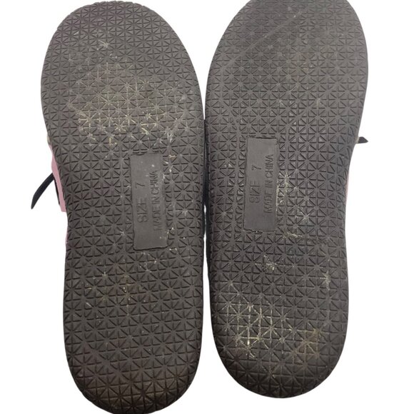 Itasca Womens Pink Camouflage Moccasin Slippers Size 7 Faux Fur Lined Real Tree - Picture 7 of 8